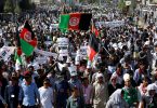 Manifestacion en Kabul antes del ataque suicida