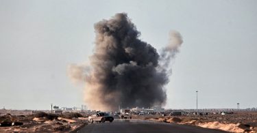 Bombardeos en Libia