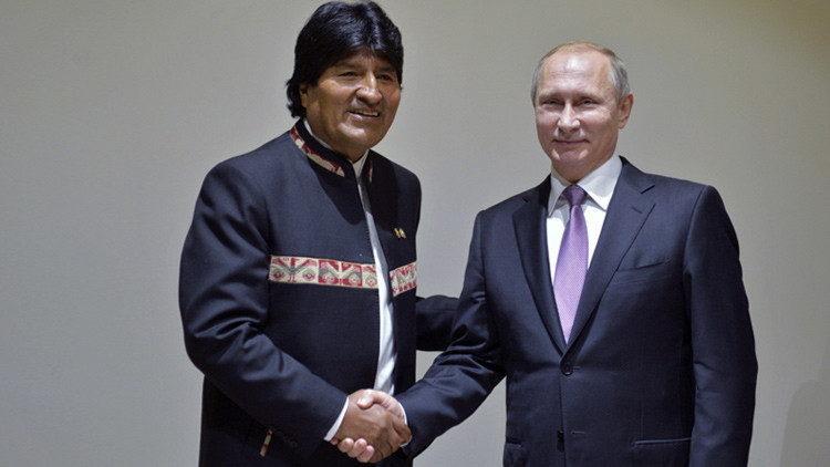 Evo Morales y Vladimir Putin