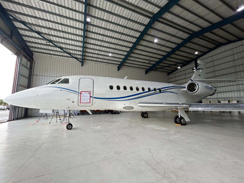 Avión del presidente Nicolas Maduro con etiqueta de embargo